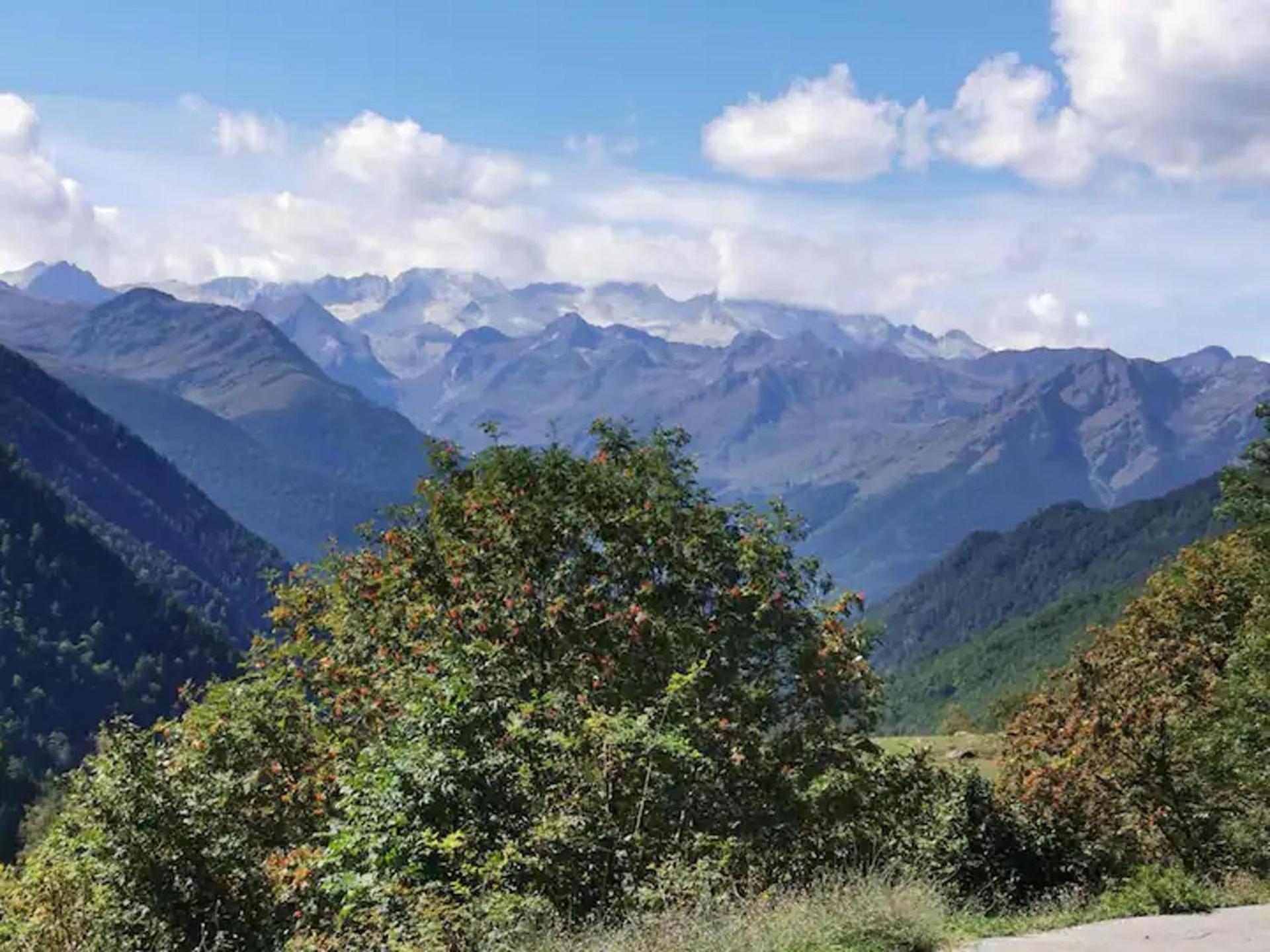 Mountain View 2 Bedroom Apartment Saint Beat Lez Buitenkant foto